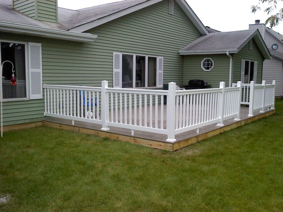 Deck railing corner detail